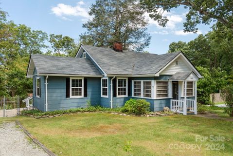 244 Courtland Boulevard