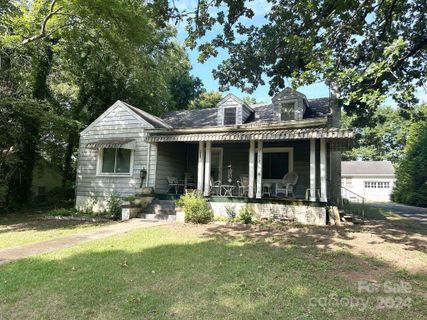 526 Kentwood Street 55,56,57 sold home in Kentwood Park, Lenoir, NC