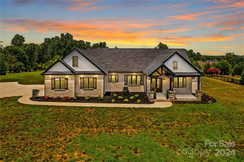 534 Fort Dobbs Road sold home in Dobbs Valley, Statesville, NC