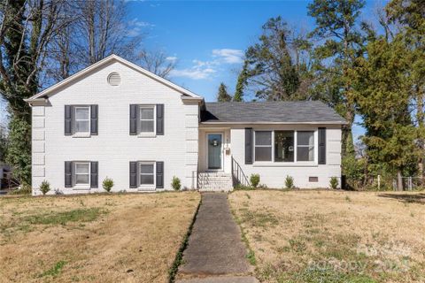 1628 Shannonhouse Drive