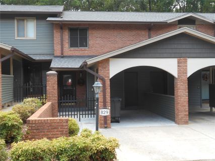 829 Coventry Lane sold home in Berkshires Mark, Statesville, NC