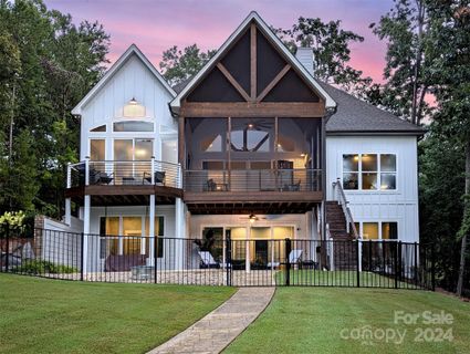 205 Water Oak Way