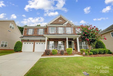 1030 Mclaren Drive