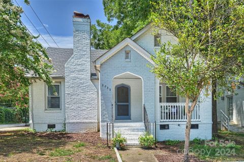 2032 Scott Avenue