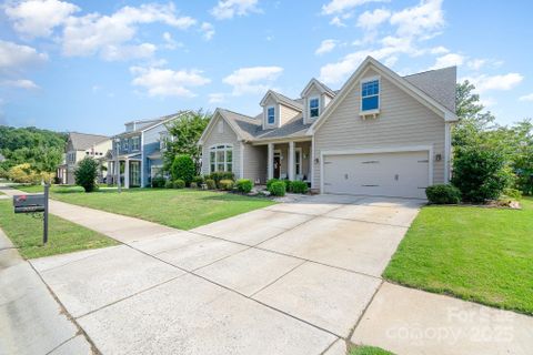 7037 Hyde Park Drive