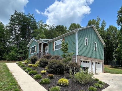 137 Deer Creek Drive sold home in Deer Creek, Hudson, NC