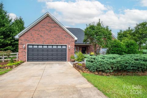 2135 Whiteners Farm Road sold home in Whitener Ridge, Lincolnton, NC
