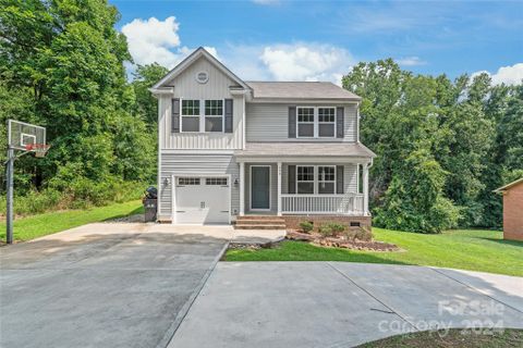 400 Beverly Circle sold home in Sardis Beverly Park, Charlotte, NC