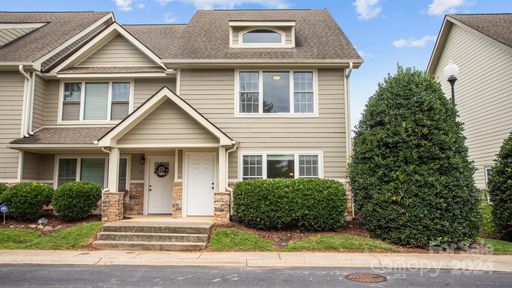 14 Rotunda Circle sold home in Mount Carmel Village, Asheville, NC