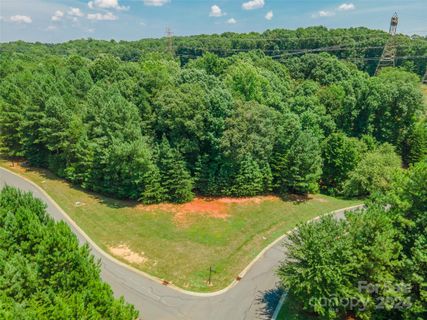3000 Ashwood Park Drive