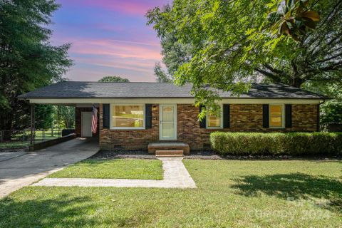 125 Midwood Lane sold home in Wedgewood, Belmont, NC