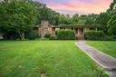 323 Random Drive sold home in New London, SC