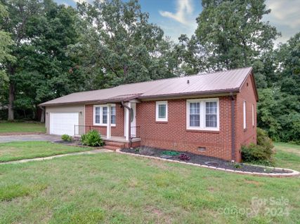 120 Chatfield Loop sold home in Bostian Height, Statesville, NC