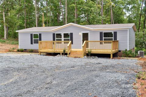 277 Whip O Will Road sold home in Lake Shore Estates, Badin Lake, NC