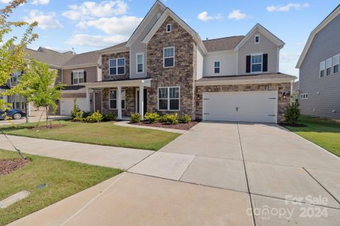 15214 Ravenall Drive