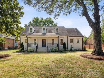 3212 Sharon Road sold home in Deering Oaks, Charlotte, NC
