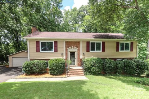 100 Condover Place sold home in Olde Heritage, Charlotte, NC