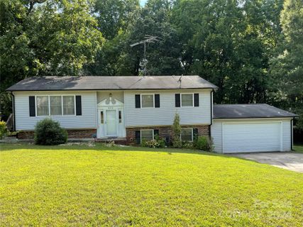 622 Sharon Drive sold home in Dalwan Heights, Statesville, NC