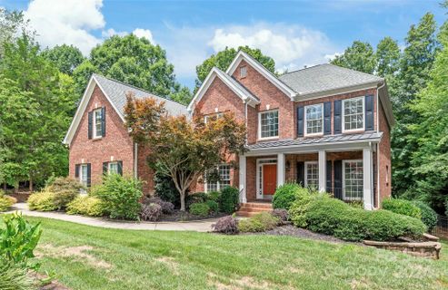1149 Waynewood Drive