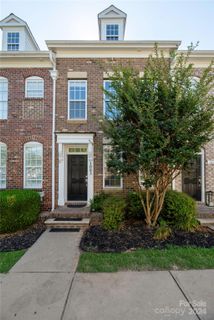 1083 Writers Way