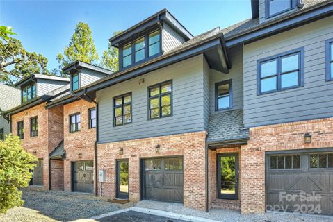 2045 Thurmond Place