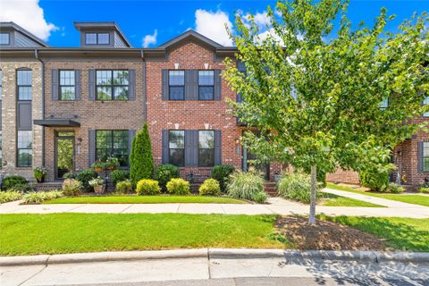 260 Linestowe Drive