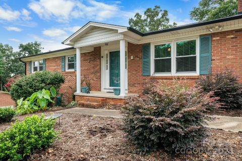 266 Northwest Road