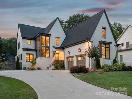 1111 Rosewood Circle