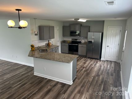 2047 Sonoma Valley Drive sold home in Sonoma Village, Charlotte, NC