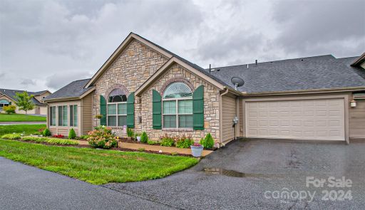 392 Summerfield Place