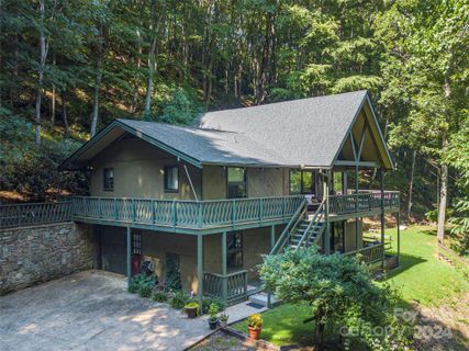 1164 Mount Chalet Road sold home in Mountain Chalet, Canton, NC