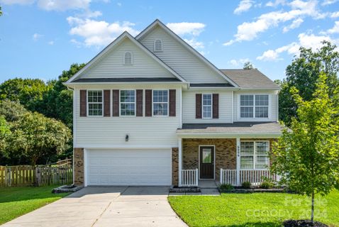 6006 Centerview Drive