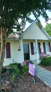 13652 Meade Glen Court