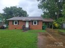 2105 Longleaf Drive sold home in Charlotte, SC