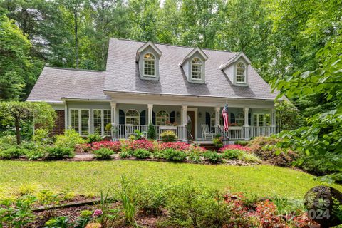 23 Mountain Lake Drive sold home in Flat Rock Lakes, Hendersonville, NC