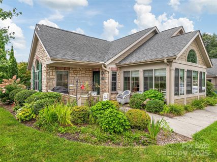 354 Summerfield Place