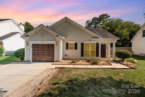 11530 Larix Drive sold home in Cedarbrook, Charlotte, NC
