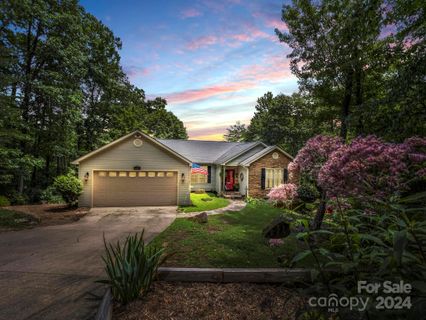 129 Thrush Court