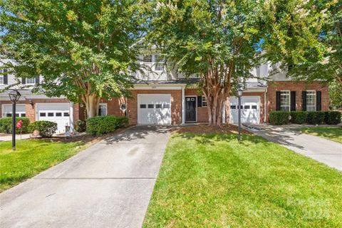4622 Kingsland Court