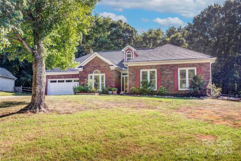 1072 Iveywood Place sold home in Rosewood, Concord, NC