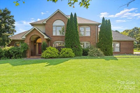 120 Stone House Drive