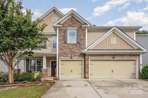 11156 River Oaks Drive