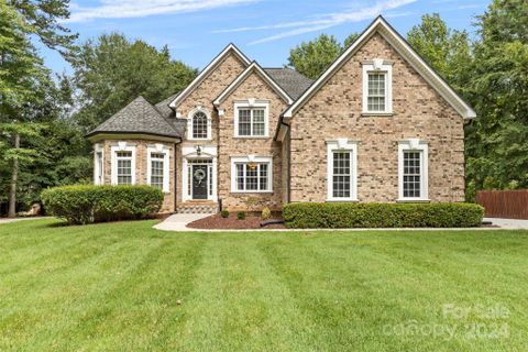 196 Deer Run Drive sold home in Wildlife Bay, Troutman, NC