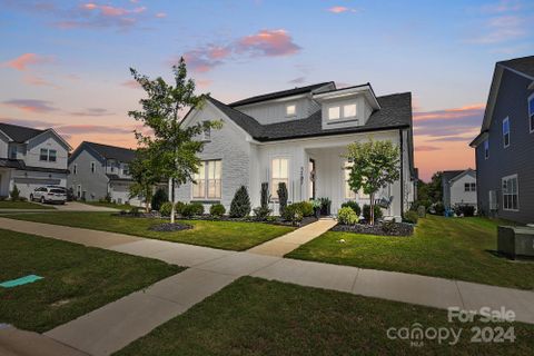 5101 Whitman Avenue sold home in Tennyson, Matthews, NC