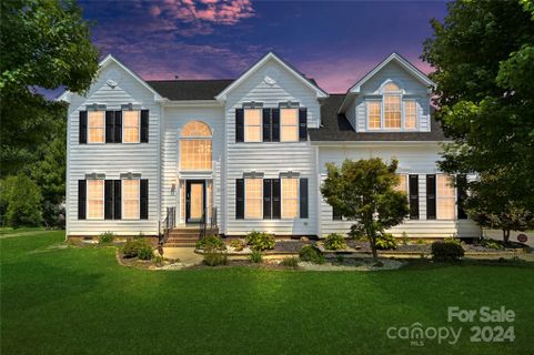 2225 Madeira Circle