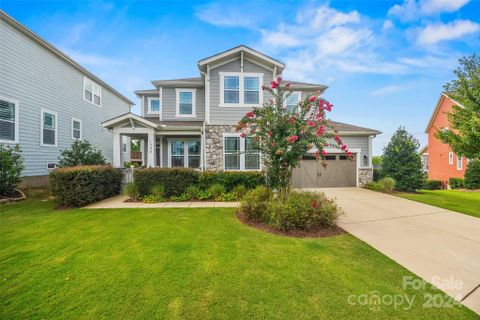 1045 Lazy Day Court