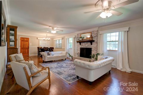 111 Perry Street sold home in Kenwood Heights, Shelby, NC