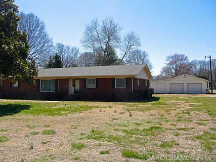 8809 Hood Road sold home in Casa Linda Estates, Charlotte, NC