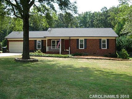 2804 Foxworth Drive