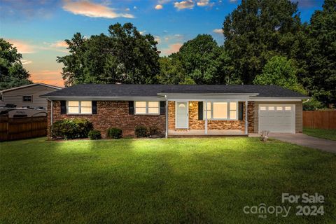 2514 Cove Creek Drive sold home in SOUTHGATE, Gastonia, NC
